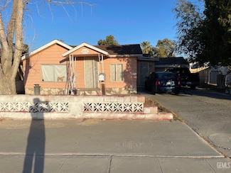 202 Van Buren St, Taft, CA 93268