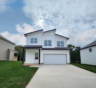 1220 Boulder Pass Rd, Clarksville, TN 37040
