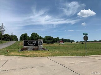 1443 Chardonnay Ln, Cape Girardeau, MO 63701