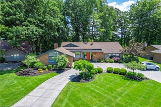 3821 W Valley Dr, Cleveland, OH 44126