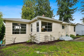 7026 S 126th St, Seattle, WA 98178