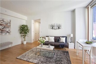 247 W 46th St Unit 1105, New York, NY 10036