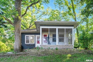 4701 14th St, Rock Island, IL 61201