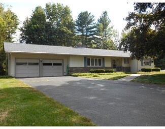 3 Fairacre Dr, Boylston, MA 01505