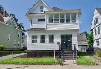 76 Mapledell St, Springfield, MA 01109