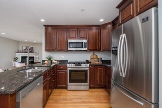 300 Winter St Unit 3, Waltham, MA 02451