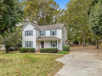 9701 Kent Village Dr, Charlotte, NC 28269