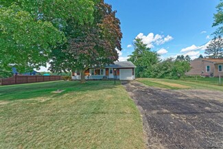 1455 van Hoesen Rd, Castleton On Hudson, NY 12033