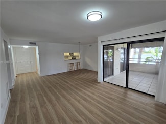 20145 NE 3rd Ct Unit 12, Miami, FL 33179