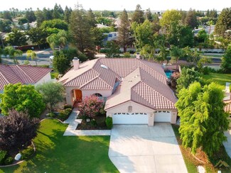 10904 Rockridge Way, Bakersfield, CA 93311