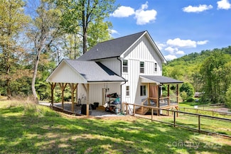 39 W Holly Ridge Dr, Old Fort, NC 28762