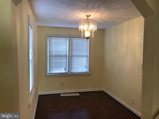 2901 Royden St, Camden, NJ 08105