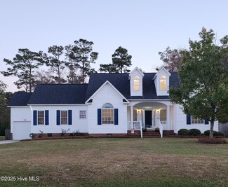 108 Eudora Dr, Newport, NC 28570