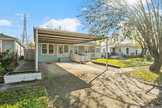8152 Lenore St, Houston, TX 77017