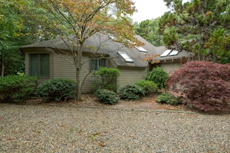 50 Topping Lift, Mashpee, MA 02649