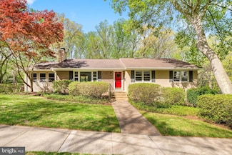4016 N Richmond St, Arlington, VA 22207