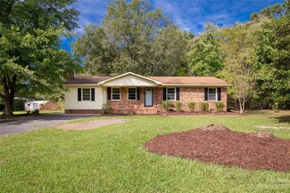 2826 Robert Allen Rd, Lancaster, SC 29720