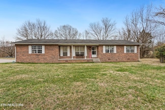 126 Woods Chapel Rd, Harriman, TN 37748