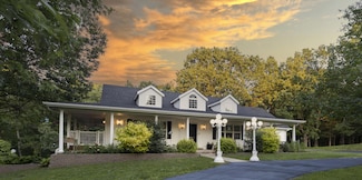 150 Licaria Rd, Ozark, MO 65721
