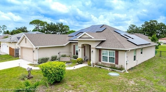 297 NE Glentry Ave, Port Saint Lucie, FL 34983