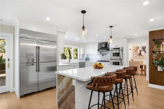 6695 E Canyon Hills Rd, Anaheim, CA 92807