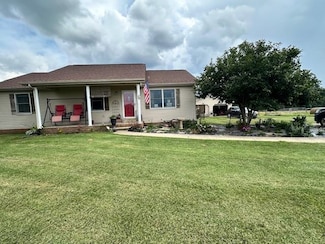 777 Arnett Grove Rd, Glasgow, KY 42141