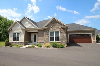 39 Samanthas Way, Pittsford, NY 14534