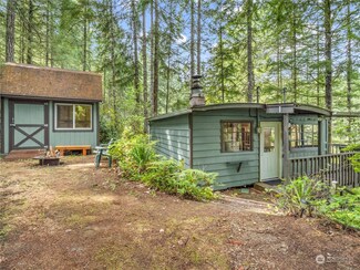 161 NE Circle Dr, Tahuya, WA 98588