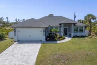 6337 Shaw St, Englewood, FL 34224