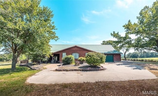 1862 Price Rd, Owensville, MO 65066