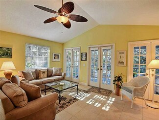 1215 Winding Oaks Cir E Unit 405, Vero Beach, FL 32963