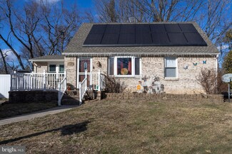 44 Eleanor Ave, Trenton, NJ 08629