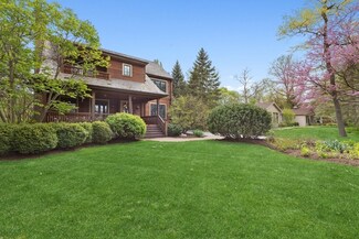 503 E Blodgett Ave, Lake Bluff, IL 60044