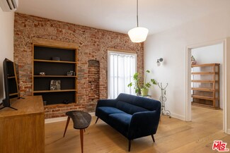 211 S Berendo St Unit 3, Los Angeles, CA 90004