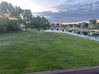 114 Port Weyms Ct, Fort Pierre, SD 57532