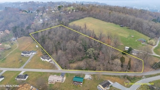 1120 Loop Rd, La Follette, TN 37766