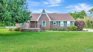 565 Joe Quick Rd, Hazel Green, AL 35750