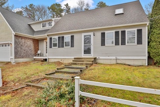 144 Debbies Ln, Marstons Mills, MA 02648