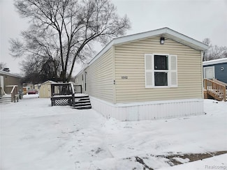 1512 Crescent Lane Dr Lot#46, Flint Township, MI 48532