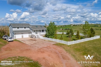 5101 Stone Ridge Ct, Gillette, WY 82718