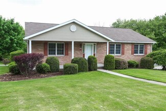 720 Karen Dr, Hollsopple, PA 15935