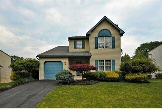 6041 Long Pond Dr, Birdsboro, PA 19508