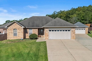 16 Chetay Dr, Cabot, AR 72023