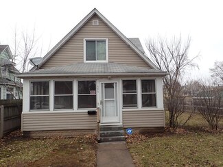 595 Rose Ave E, Saint Paul, MN 55130