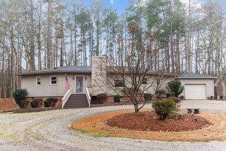 124 Hill Creek Rd, Blounts Creek, NC 27814
