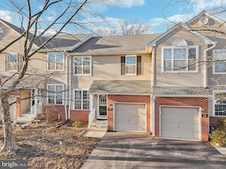 417 Nottingham Ln, Collegeville, PA 19426