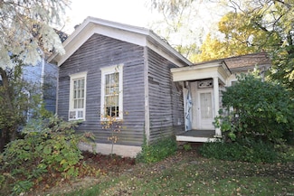 802 W Colfax Ave, South Bend, IN 46601