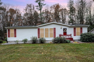 601 W Donald Dr, Sanford, MI 48657