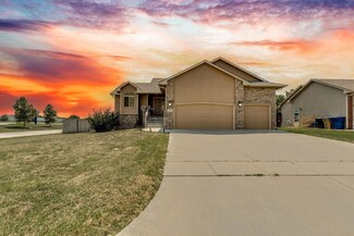 713 E Zuni St, Kechi, KS 67067