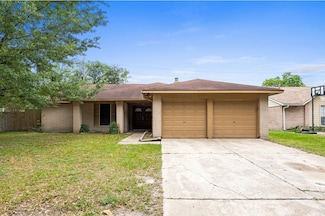 8803 Enchanted Forest Dr, Houston, TX 77088